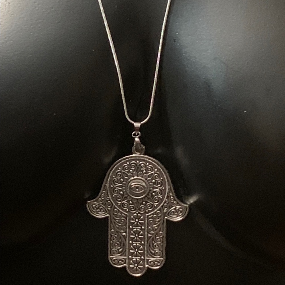 925 Sterling Silver Chain & Alloy Hamsa Hand Neck…